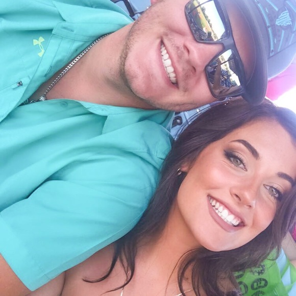 Meet your Posher, Katie - Picture 3 of 5